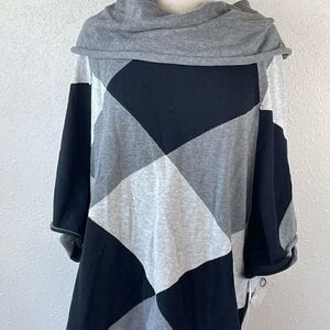 NWT Passports Womens Black/Gray Argyle Cowl Neck Oversized Poncho Style Top S